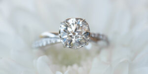 Read more about the article Does Moissanite Get Cloudy ? Does It Get Dull ?