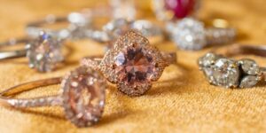 Read more about the article Does Morganite Fade ? Does It Get Cloudy ?